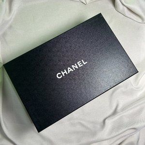 10 Authentic CHANEL Shoebox - Elegant Storage Solution